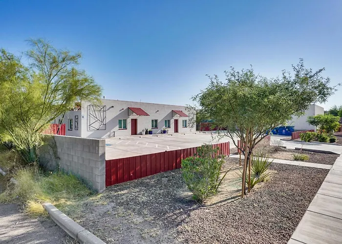 Holiday home 1 Mi To Arizona Stadium Charming Condo!