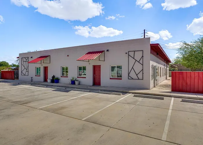 Holiday home 1 Mi To Arizona Stadium Charming Condo! *